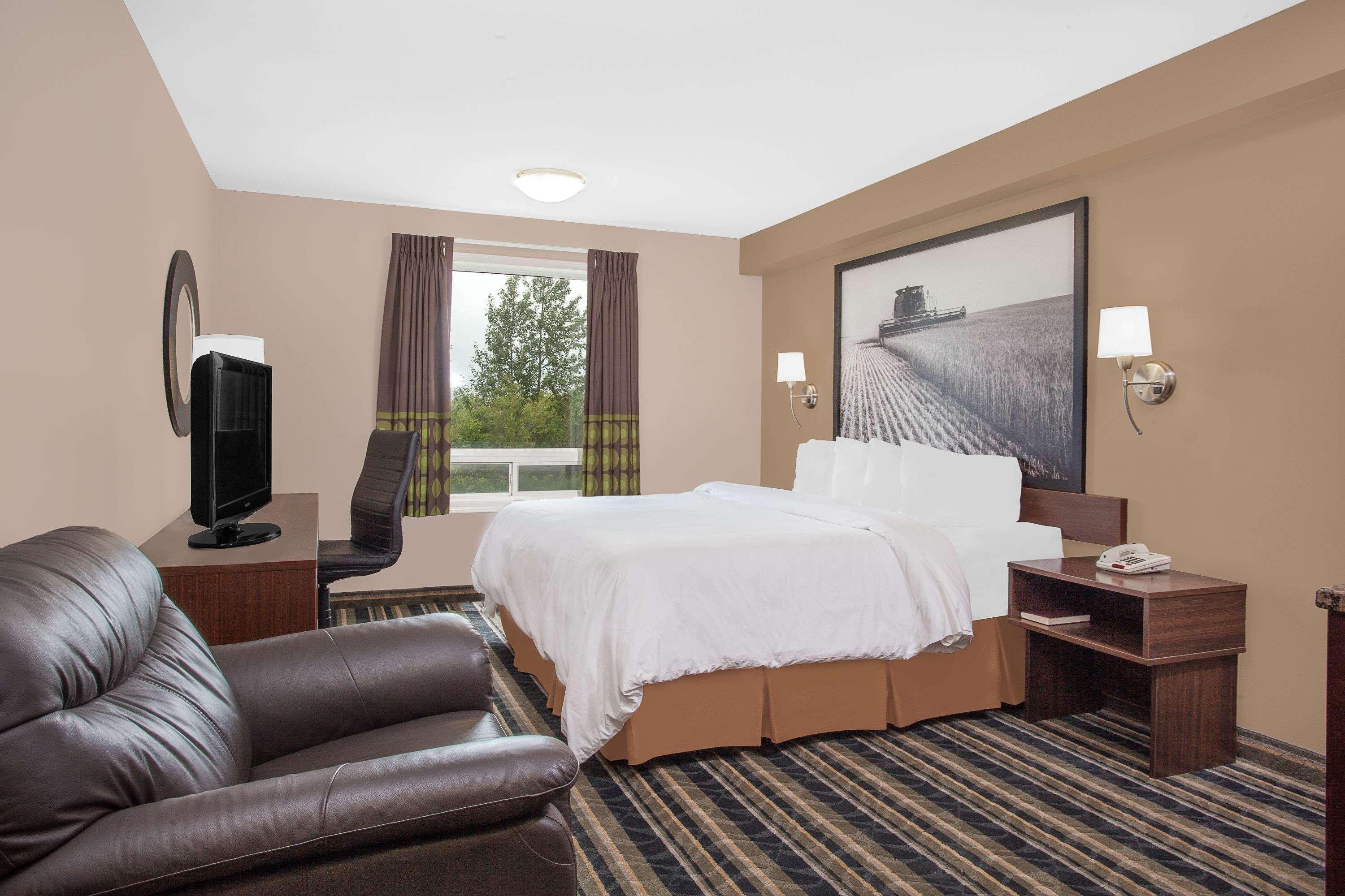 ซูเปอร์ 8 บาย วินด์แฮม แบรนดัน แมนิโทบา Motel แบรนดอน ภายนอก รูปภาพ