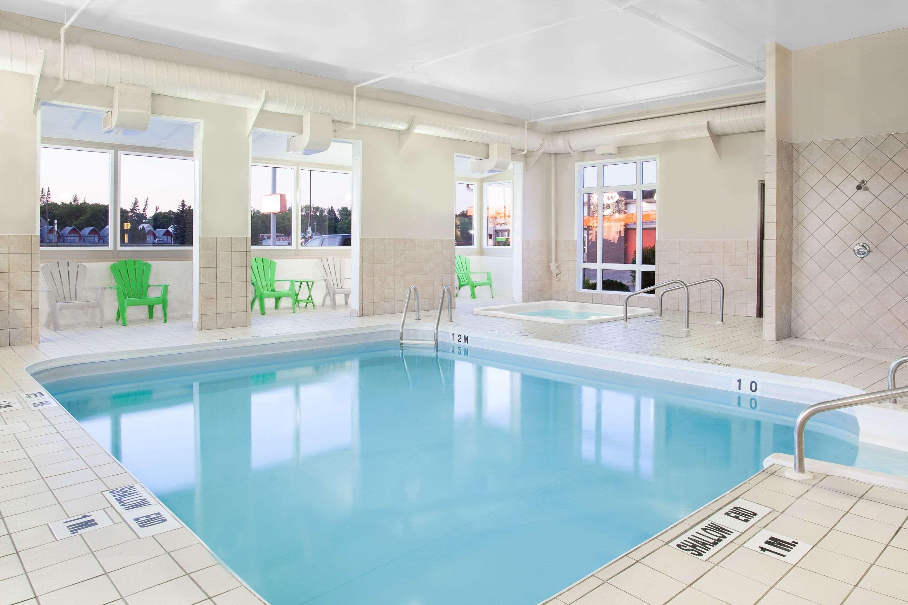 ซูเปอร์ 8 บาย วินด์แฮม แบรนดัน แมนิโทบา Motel แบรนดอน ภายนอก รูปภาพ