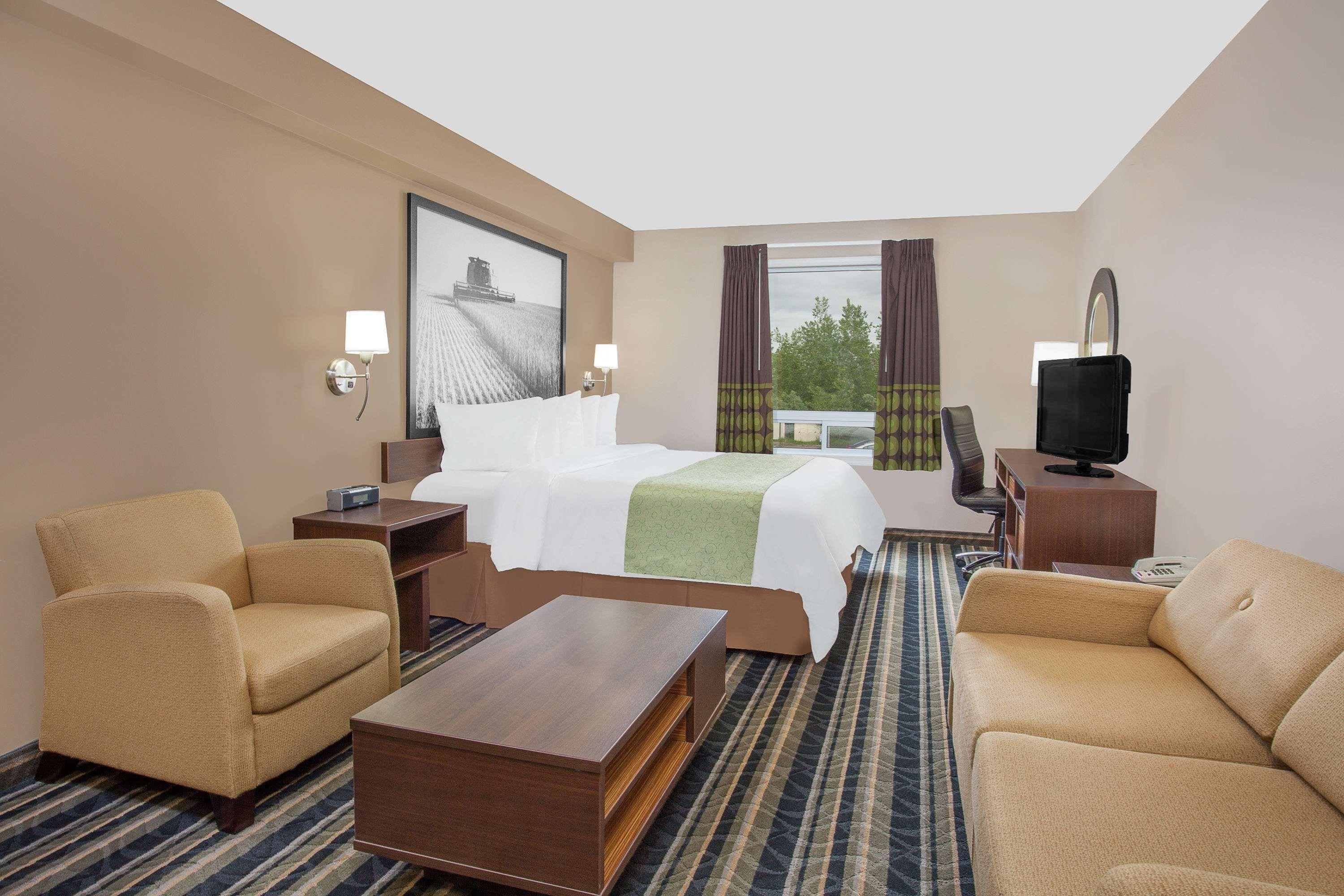 ซูเปอร์ 8 บาย วินด์แฮม แบรนดัน แมนิโทบา Motel แบรนดอน ภายนอก รูปภาพ